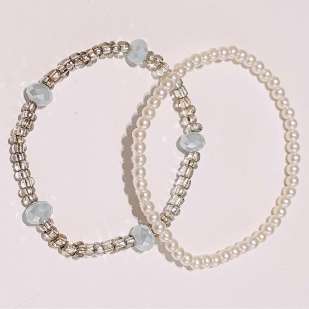 BAUBLEBAR Boho Blue & Silver Pearls Seed Bead
Stacking Beaded Bracelets 2 Pc Set